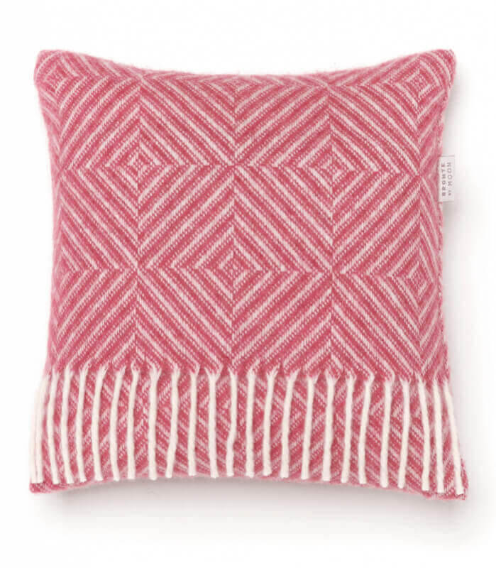 Coussin Bebe Rose X Cm Plaid Addict Vente En Ligne De Moins De 50